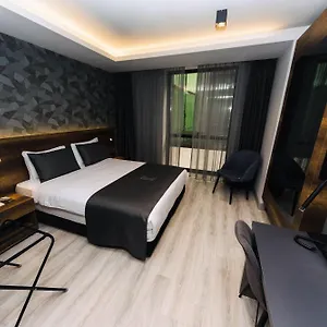 Otel Emen's